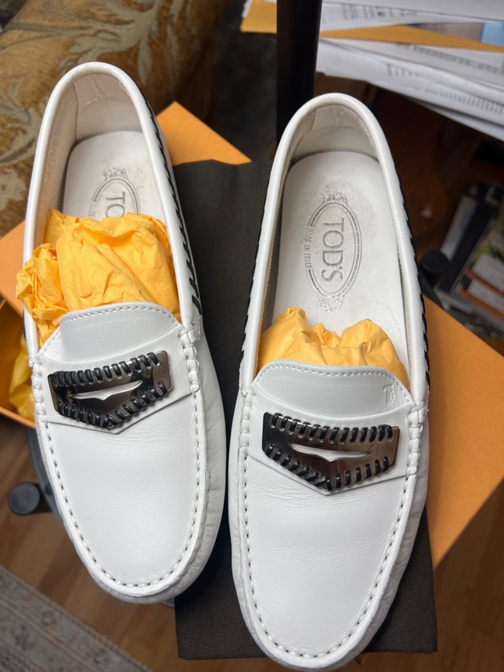 Tod's White Leather Driving Loafers with Gunmetal Bit